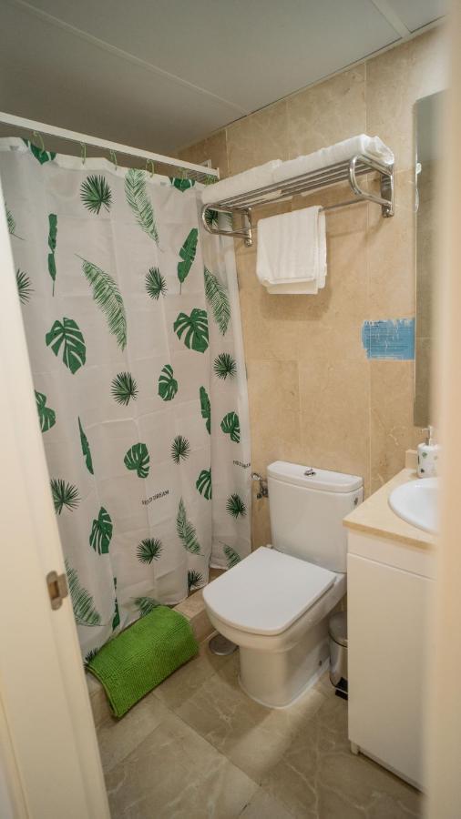 Apartamento Los Patos Beach Apartment Benalmadena Bagian luar foto